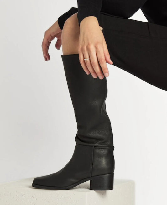 COCLICO Alto Boot Black Leather